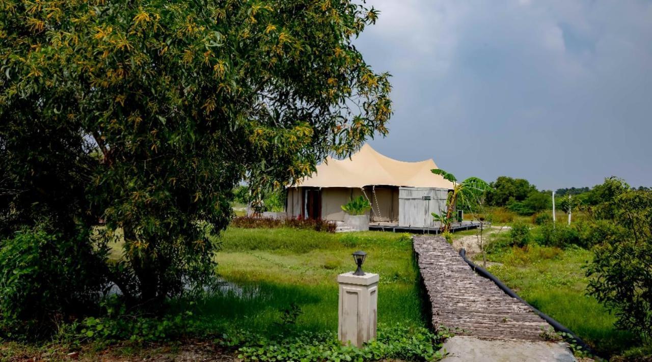 The Alampara Resort - Luxury Boutique Glamping & Water Sports Cheyūr Exterior foto
